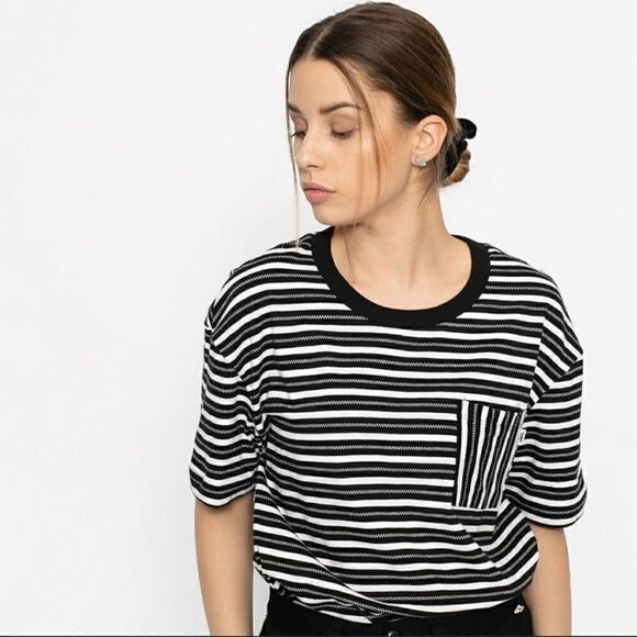 NWT Vans striped t size M - Picture 2 of 8